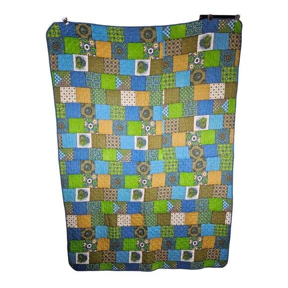 Quilted‎ Throw Blanket 70 x 50 Blues Browns Greens EUC - Picture 1 of 8